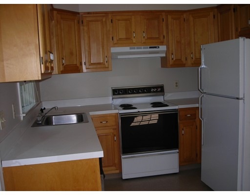 425 Woburn St unit 25, Lexington, MA 02420 - photo 1