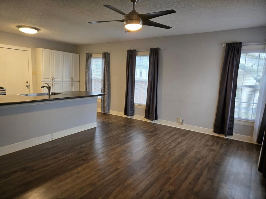 714 Jackson St, Weatherford, TX 76086 - photo 1