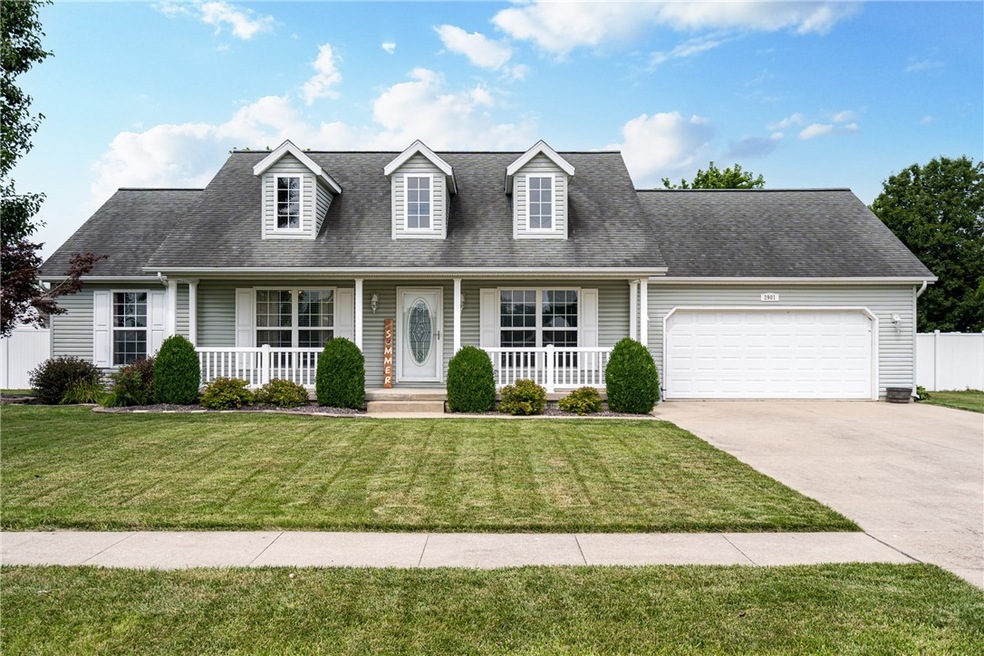 2901 S Veterans Dr, Effingham, IL 62401 - photo 1