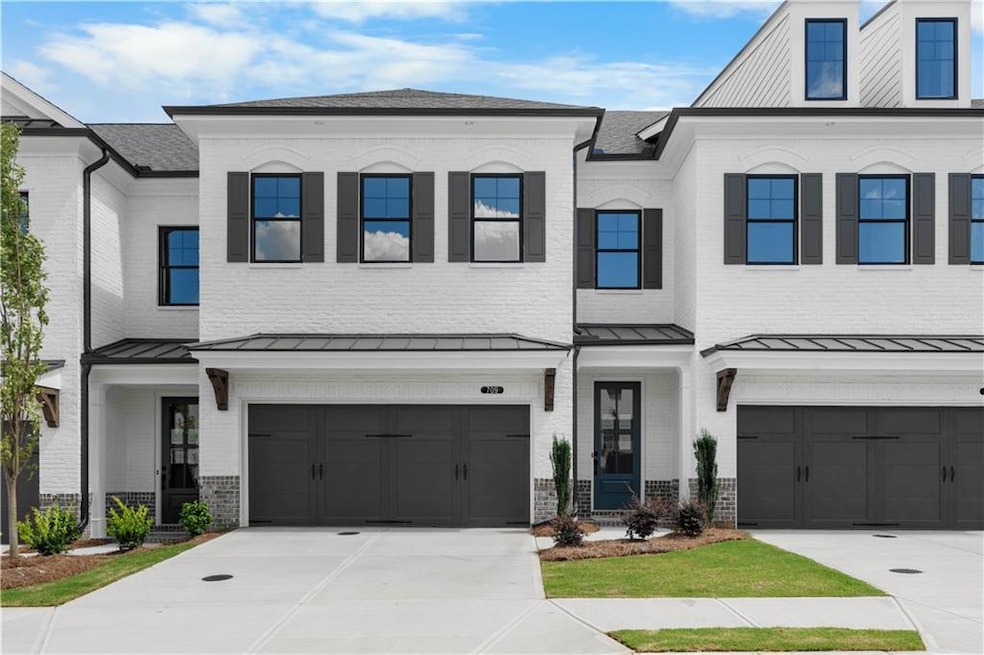 818 Dodd Trail unit 171, Buford, GA 30518 - photo 1