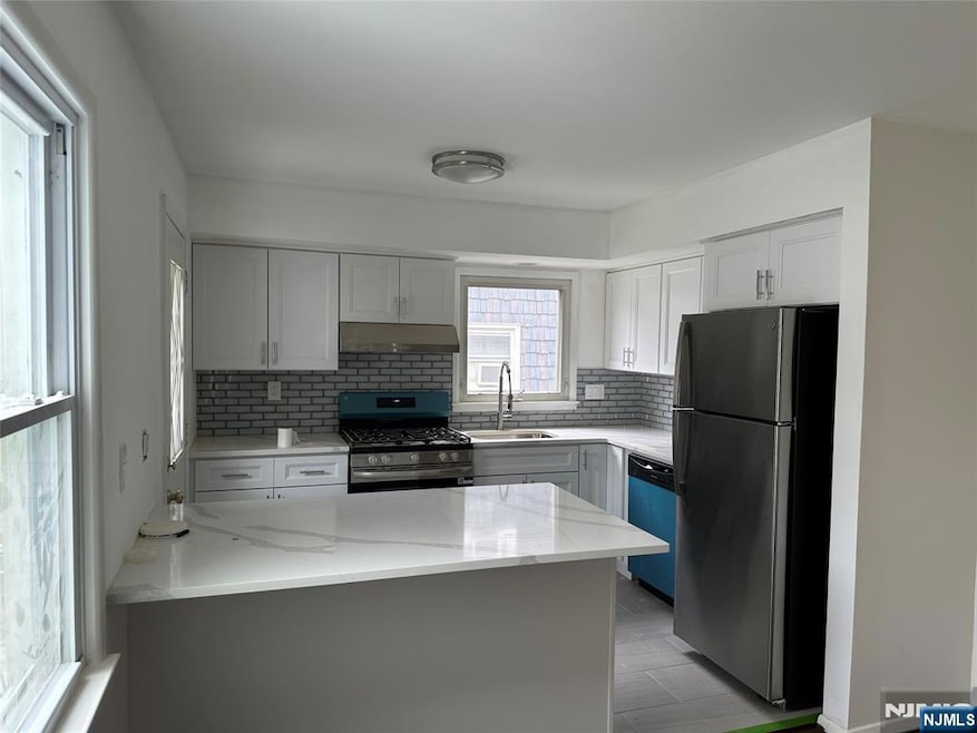 40 Washington Ave unit 1, Rutherford, NJ 07070 - photo 1