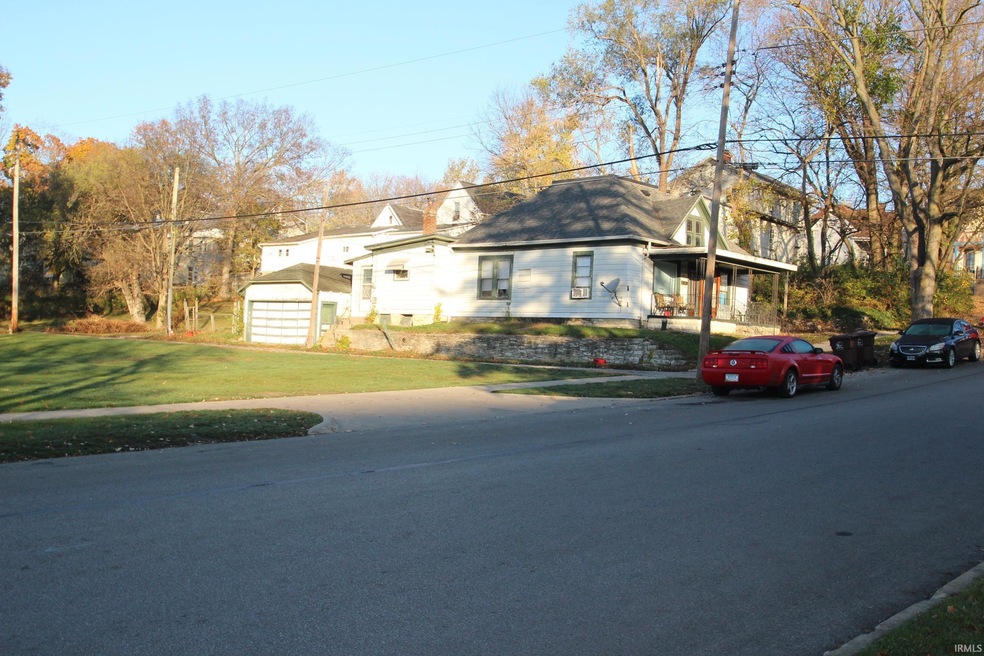 138 S Carroll St, Wabash, IN 46992 - photo 1