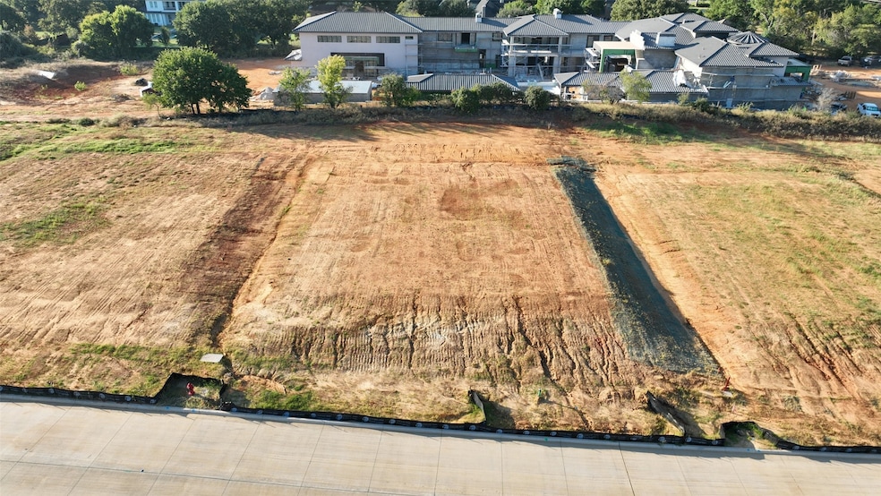 For Sale $825,000 • Co-Listing Agent