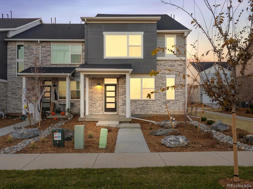 781 N Tibet St, Aurora, CO 80018 - photo 1
