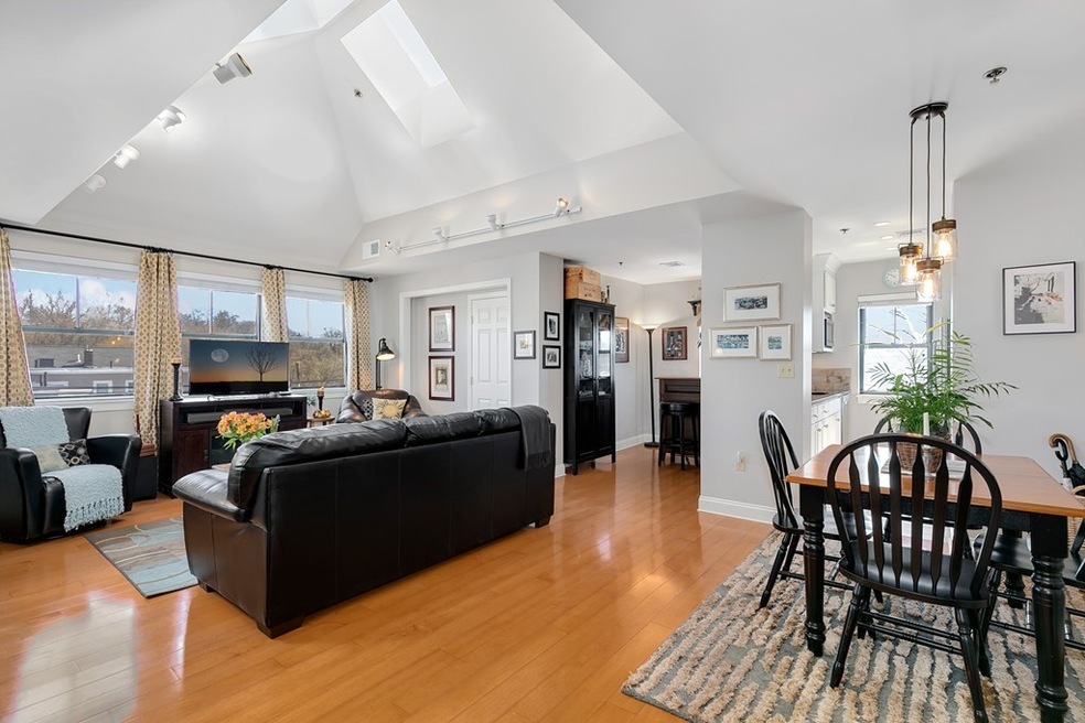 275 Cypress St unit 404, Brookline, MA 02445 - photo 1