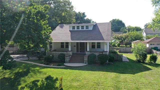 5742 Garnett St, Shawnee, KS 66203 - photo 1