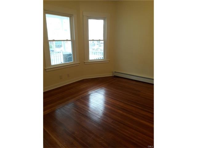 2567 Main St, Bridgeport, CT 06606 - photo 1