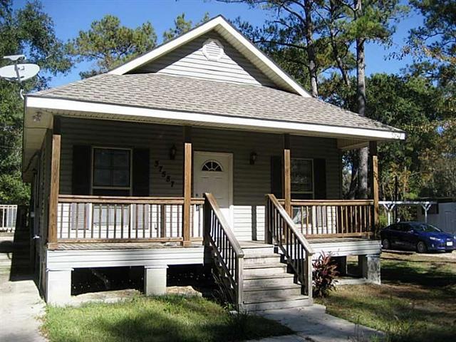 Facade/Exterior Front.