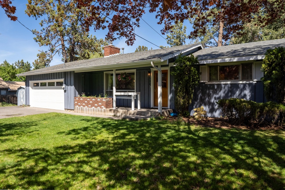 534 SE 5th St, Bend, OR 97702 - photo 1