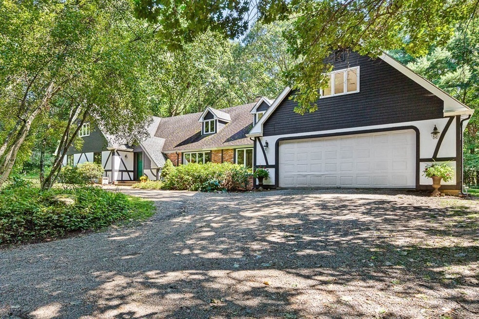 165 Cherry St, Wenham, MA 01984 - photo 1