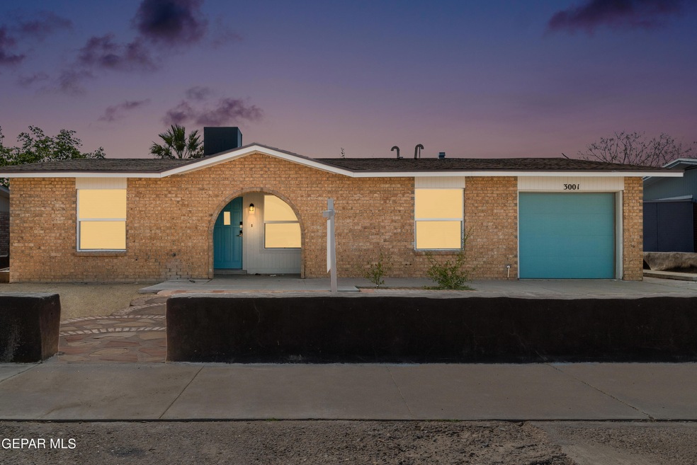 Diana V. Perez Center Real Estate -1