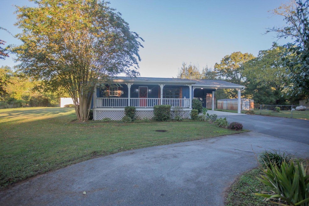 50 McCallie Rd (1 of 30)