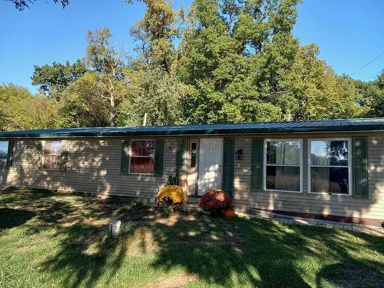 58797 Territorial Rd, Lawrence, MI 49064 - photo 1