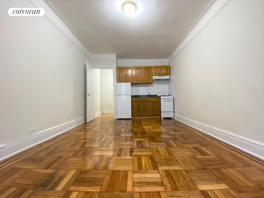 89 Fairview Ave unit 22, New York, NY 10040 - photo 1