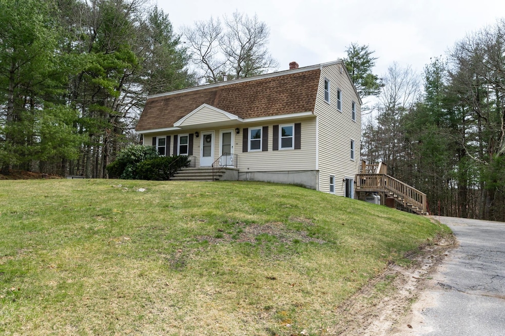 152 Porcupine Cir, Salem, NH 03079 - photo 1