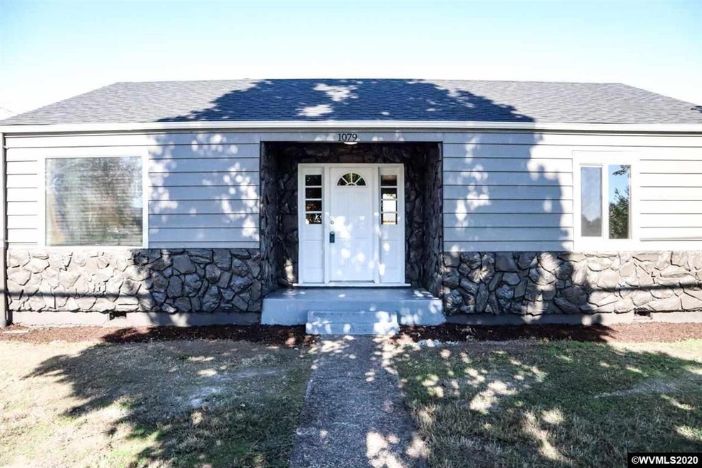 1079 Queen Ave SW, Albany, OR 97321 - photo 1