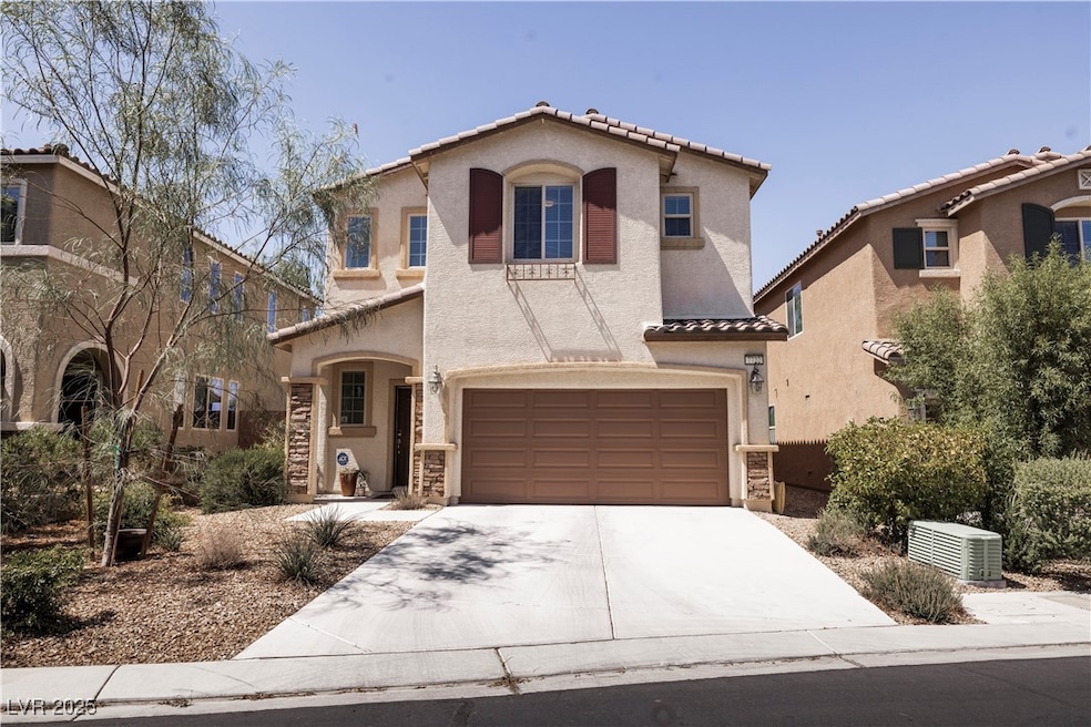 Mediterranean / spanish home with stucco siding, N