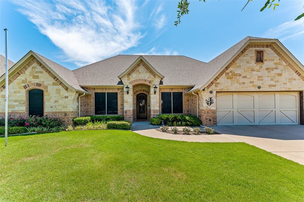 3519 Abes Landing Dr, Granbury, TX 76049 - photo 1