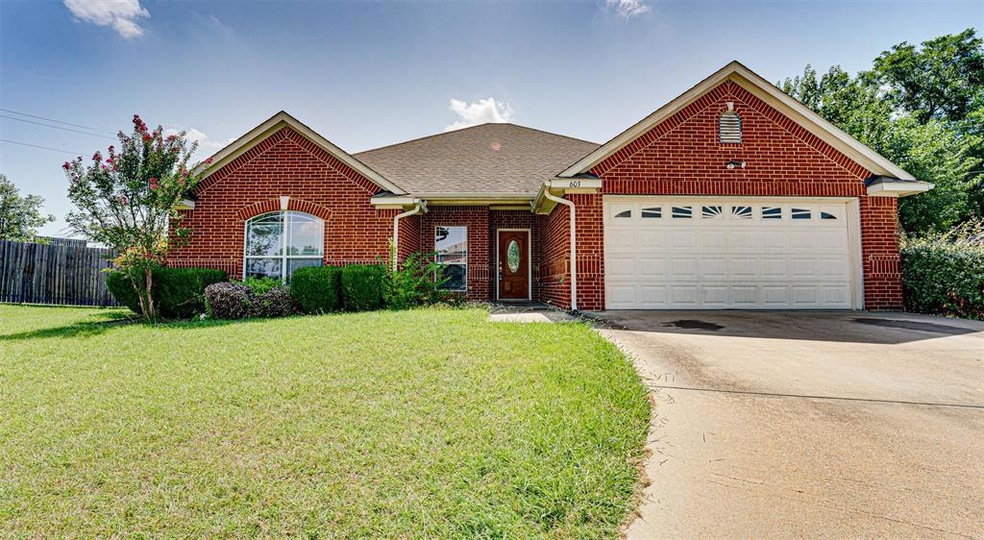 603 Oakmont Dr unit 1, Ennis, TX 75119 - photo 1