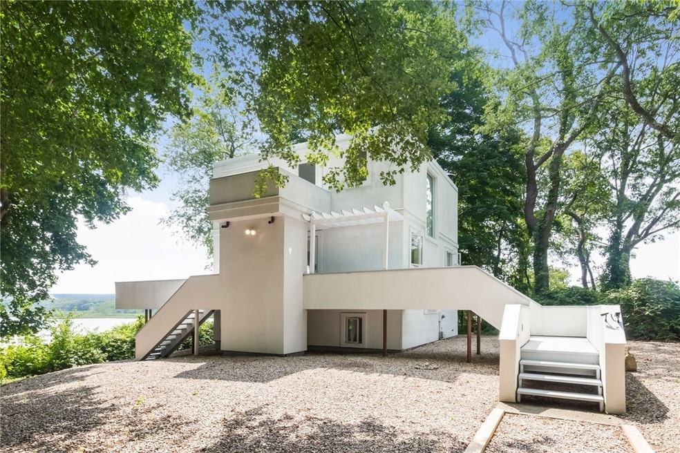 77 Kimberley Dr, Wakefield, RI 02879 - photo 1