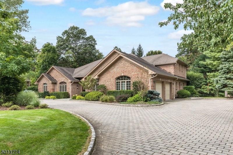 28 Mountain Ridge Dr, Livingston, NJ 07039 - photo 1