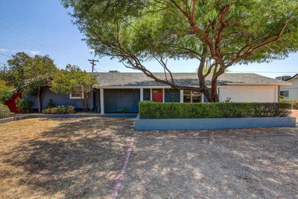 8633 N 7TH AVE / WELCOME HOME!