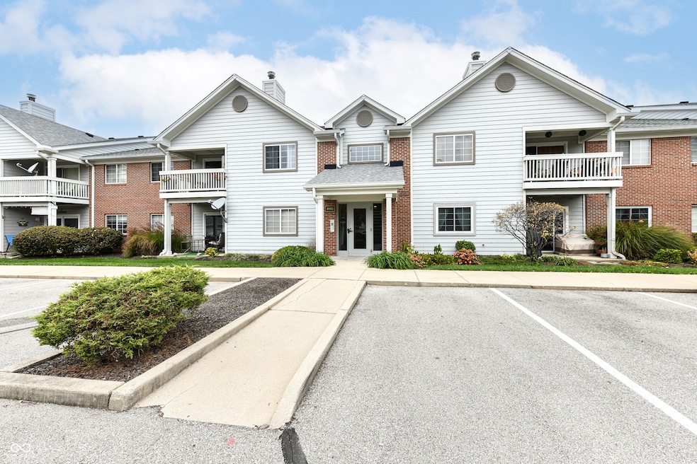 For Sale $185,000 • Co-Listing Agent