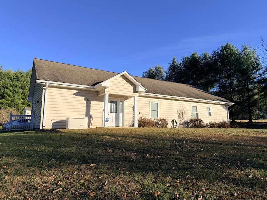 812 Laurel Fork Rd, Laurel Fork, VA 24352 - photo 1