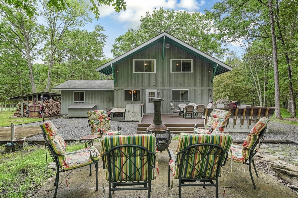 209 Fellowship Dr, Hawley, PA 18428 - photo 1