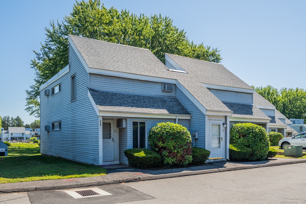 72 Cinnamon Springs, South Windsor, CT 06074 - photo 1