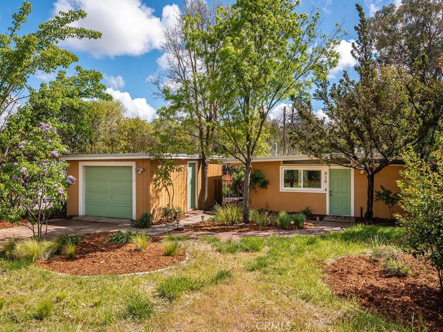 616 Moss Ave, Paso Robles, CA 93446 - photo 1