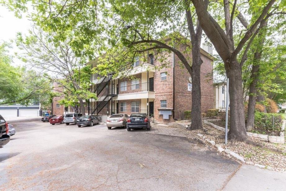 2100 San Gabriel St unit 103, Austin, TX 78705 - photo 1