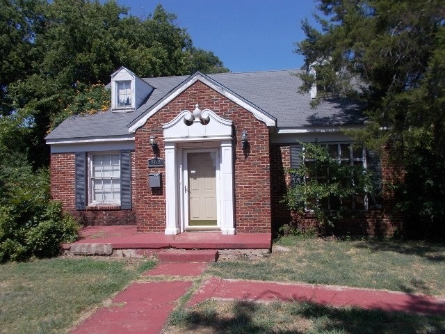 703 N 9th St, Duncan, OK 73533 - photo 1