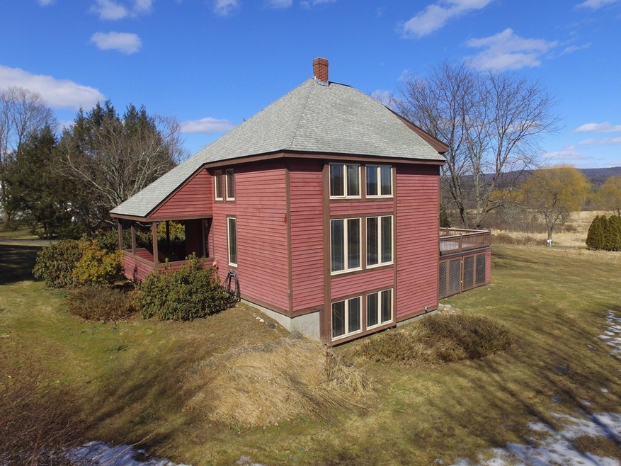 1460 S East St, Amherst, MA 01002 - photo 1