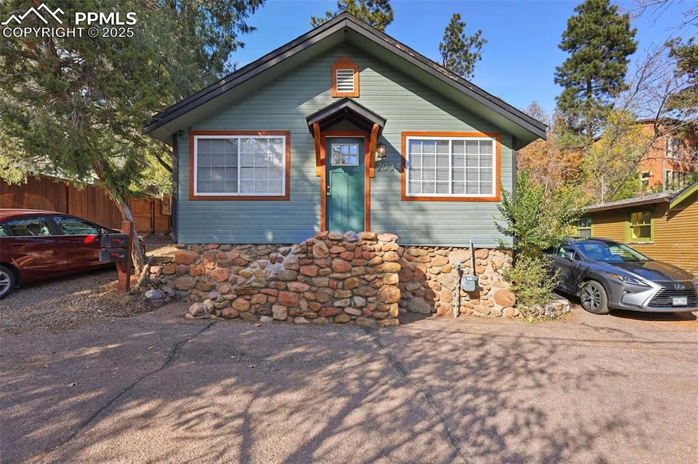 2004 Oak Way, Colorado Springs, CO 80906 - photo 1