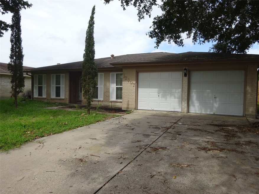 13907 Peatwood Rd, Houston, TX 77038 - photo 1