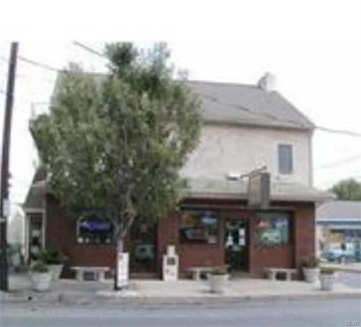 822 Main St unit 2nd Floor, Bethlehem, PA 18018 - photo 1