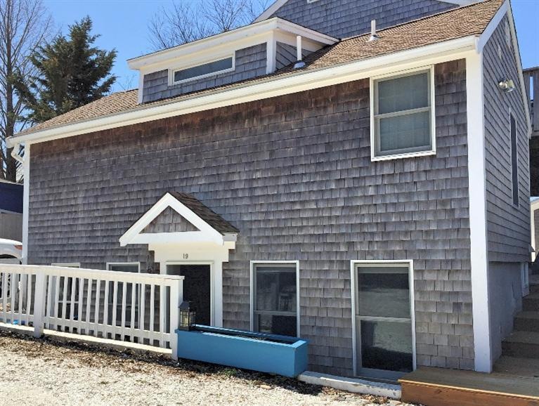19 Brewster St unit B, Provincetown, MA 02657 - photo 1