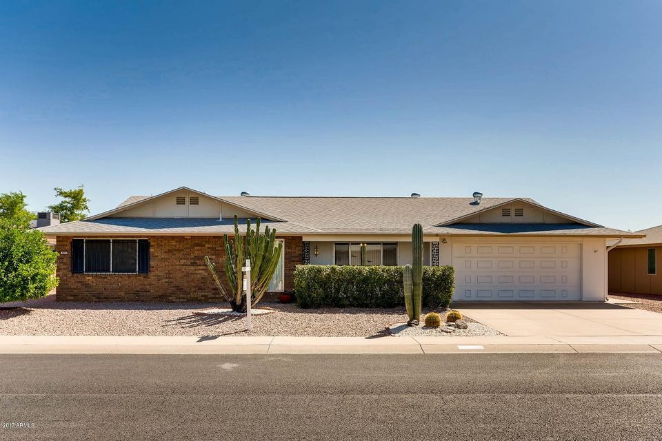 9727 W Wrangler Dr, Sun City, AZ 85373 - photo 1