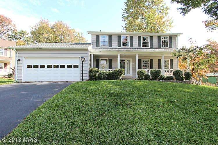 13100 Coralberry Dr, Fairfax, VA 22033 - photo 1