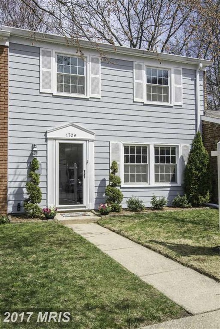 1709 Fillmore Ct unit 105, Crofton, MD 21114 - photo 1