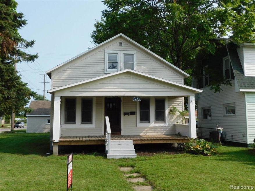 2723 North Blvd, Port Huron, MI 48060 - photo 1