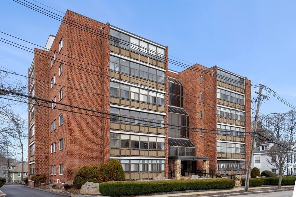 40 Greenleaf St unit 403, Quincy, MA 02169 - photo 1