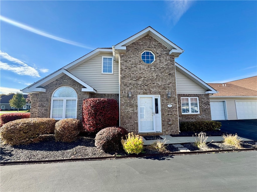 79 Nicholas Dr, Beaver, PA 15009 - photo 1