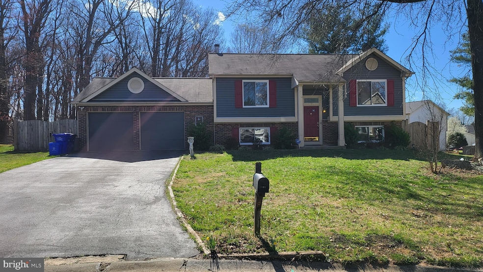 11614 Sir Spencer Way, Germantown, MD 20876 - photo 1