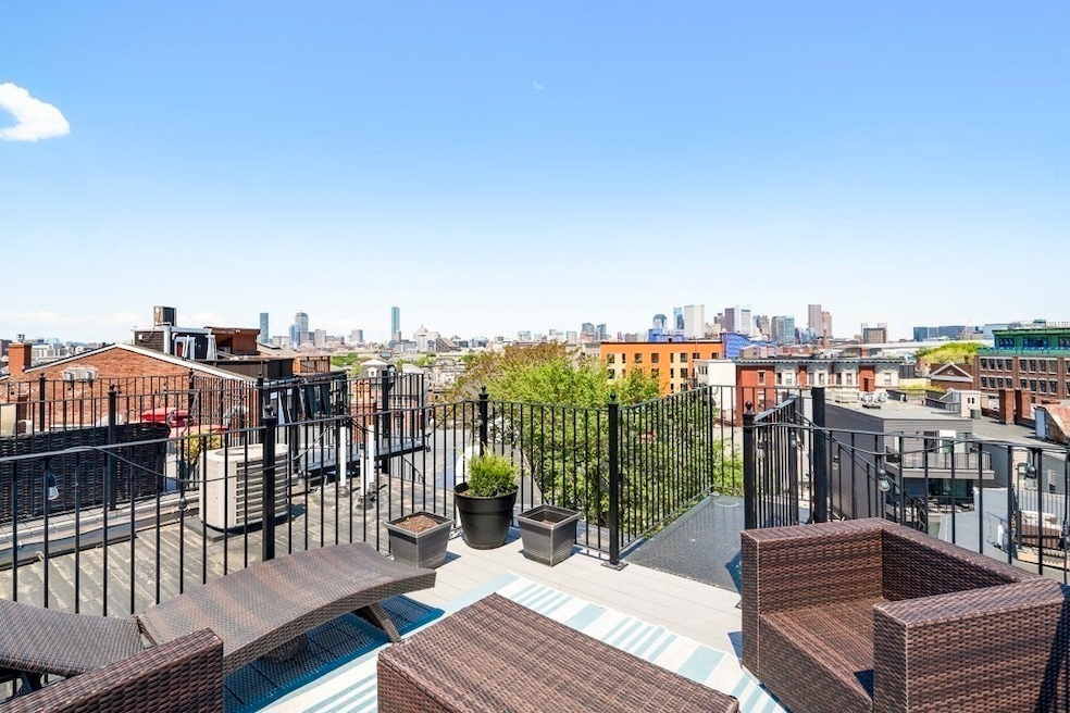 480 E 4th St unit 4, Boston, MA 02127 - photo 1