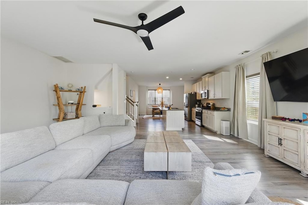 Pending $395,000 • Co-Listing Agent