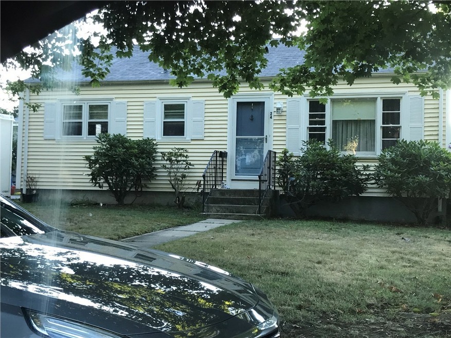 24 Toppa Blvd, Newport, RI 02840 - photo 1