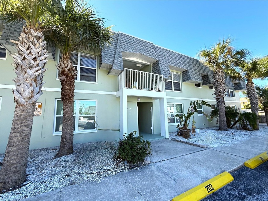 14120 Palm St unit 102, Madeira Beach, FL 33708 - photo 1