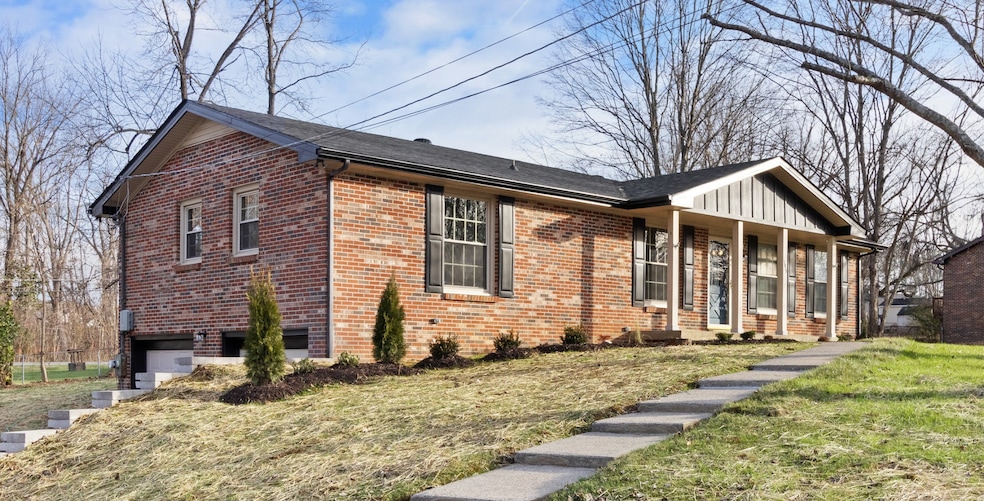 New, new new!!  Renovated by a local custom builder in the Sango area!  Great for commuting to Nashville!